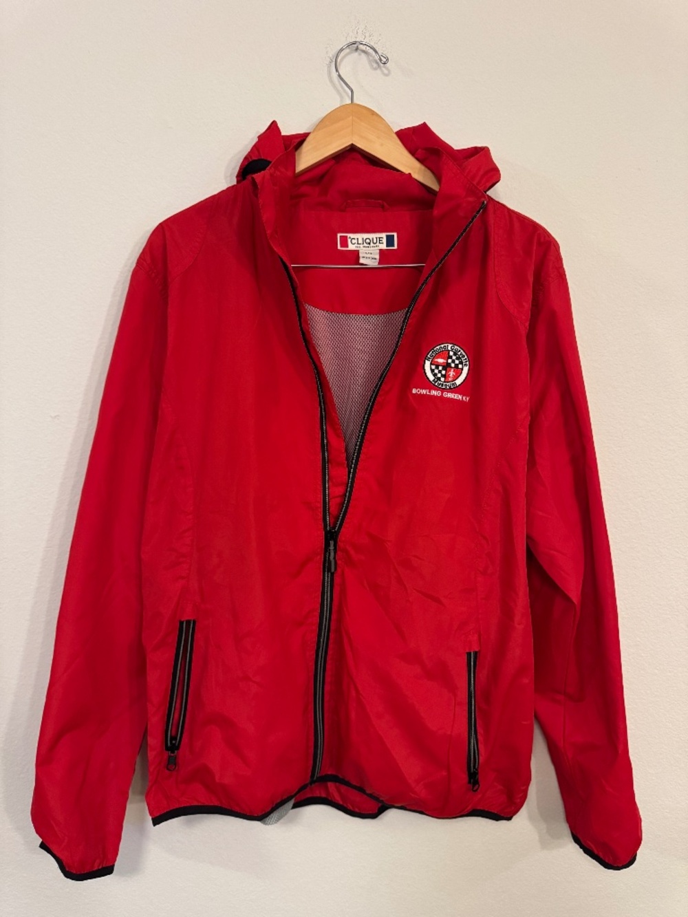 Clique National Corvette Museum Red Hooded Windbreaker Jacket L GM Licensed